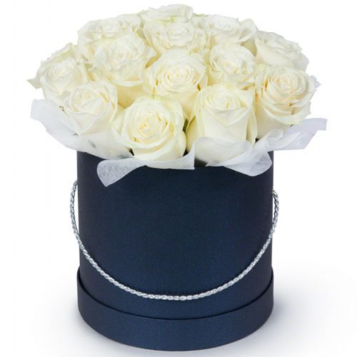 Фото товара 21 белая роза в шляпной коробке в Черноморске