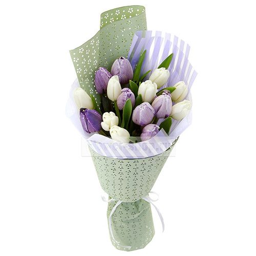 Фото товара 15 бело-фиолетовых тюльпанов в Черноморске