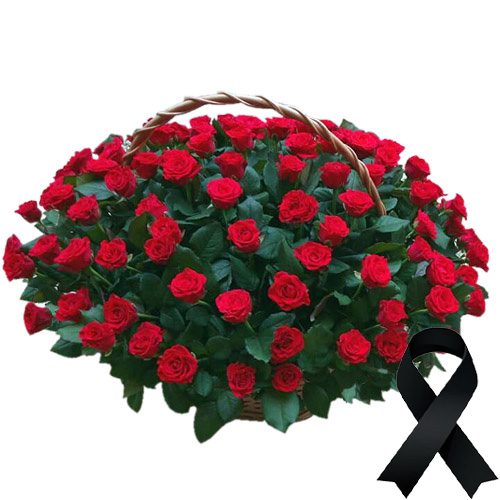 Фото товара 100 красных роз в корзине в Черноморске